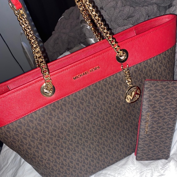 Michael Kors Handbags - *SALE* AUTHENTIC MK handbag AND matching wallet